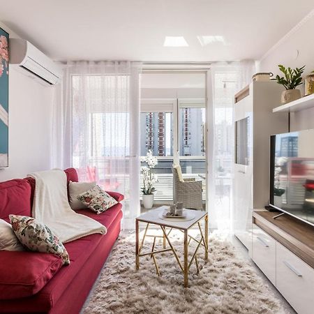 Apartment Desert Rose Сплит Екстериор снимка