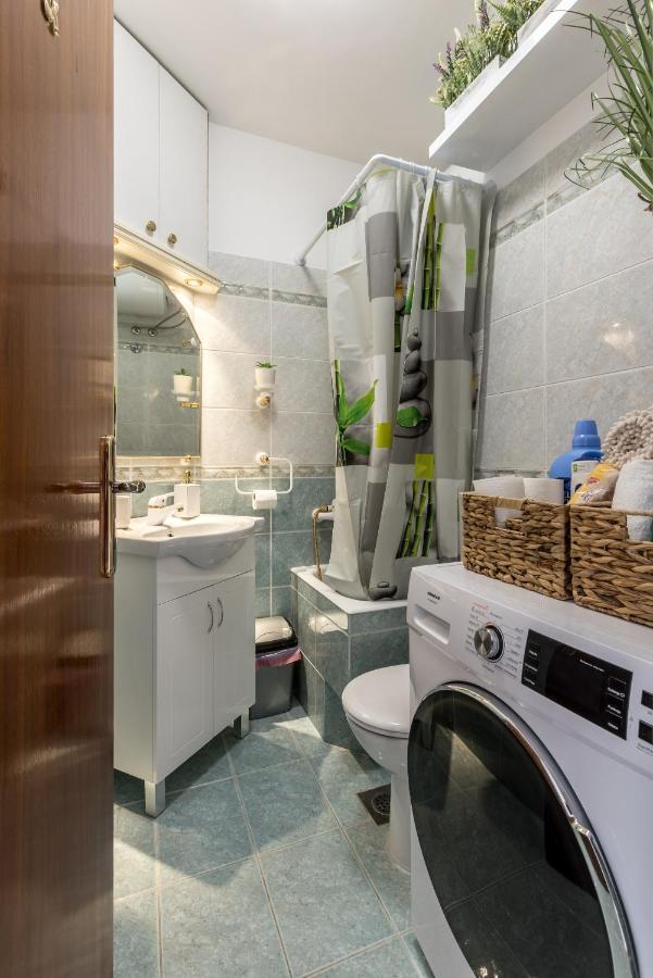 Apartment Desert Rose Сплит Екстериор снимка