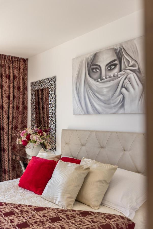Apartment Desert Rose Сплит Екстериор снимка