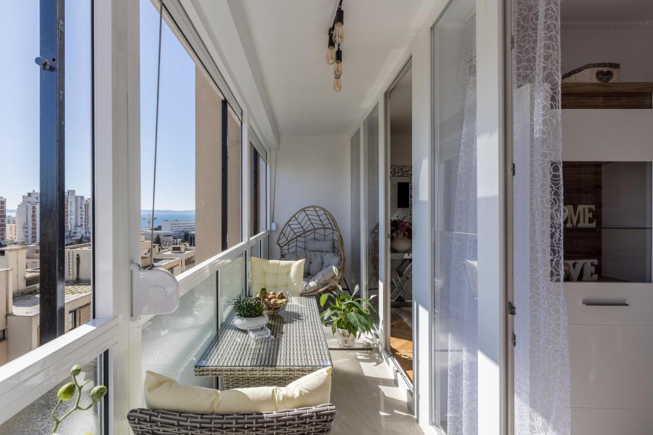Apartment Desert Rose Сплит Екстериор снимка
