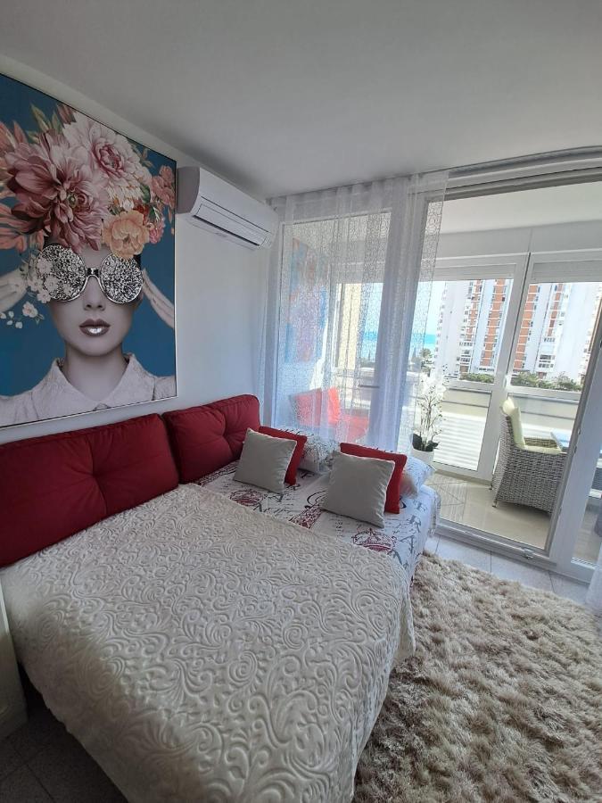 Apartment Desert Rose Сплит Екстериор снимка